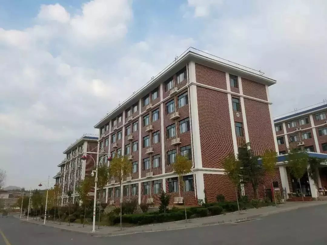 undefined 山東力明科技職業(yè)學(xué)院
