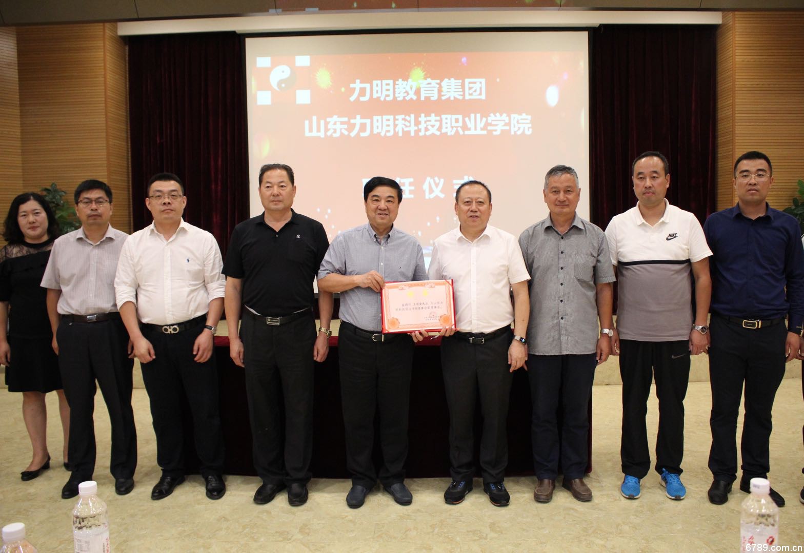 口腔醫(yī)學|護理招生|民辦學校|口腔醫(yī)學|民辦院校招生|力明學院|山東|中西醫(yī)結(jié)合|醫(yī)學|臨床醫(yī)學|口腔醫(yī)學|中醫(yī)|中藥|護理|針灸|推拿|大學|學院|民辦|私立|高職|?？苵本科|成人教育|遠程教育|脫產(chǎn)|業(yè)余|函授|夜大|理工|文史|藝術|體育|護士管理公司|南丁格爾|幸福公社|養(yǎng)老院